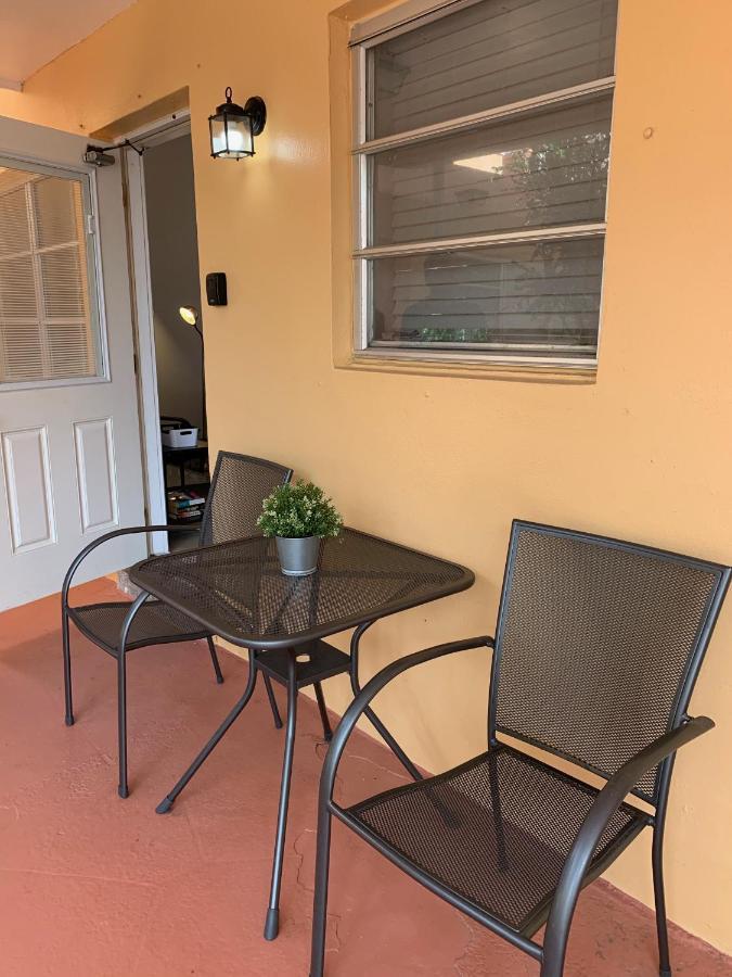 Appartamento Aloha Escape Pompano Beach Esterno foto