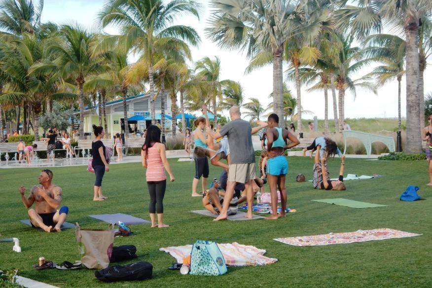 Appartamento Aloha Escape Pompano Beach Esterno foto